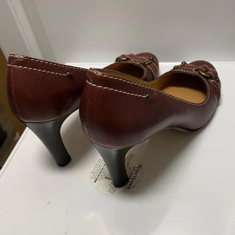 Banana republic women’s Shoes. - Picture 2 of 8